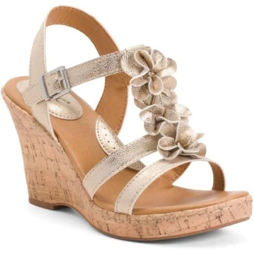B.O.C. Wedge Floral Metallic Sandals Women 10 Gold Cork Heel Boho Feminine Party